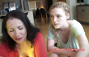 XXX હોમમેઇડ Striptease નશામાં રશિયન ગર્લ