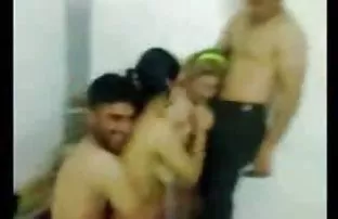 XXX એમેઝોન જૂથ પોર્ન હૉરર
