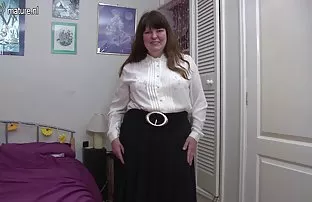 XXX માટે પૂછે નાની બહેન ચાટવું તેની ગાંડ