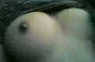 XXX પુત્ર Fucks તેની માતા આ sauna માં