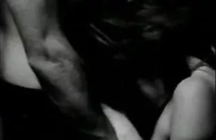 XXX ગુંડાગીરી કરવી એશિયન સ્કર્ટ શેરી પર